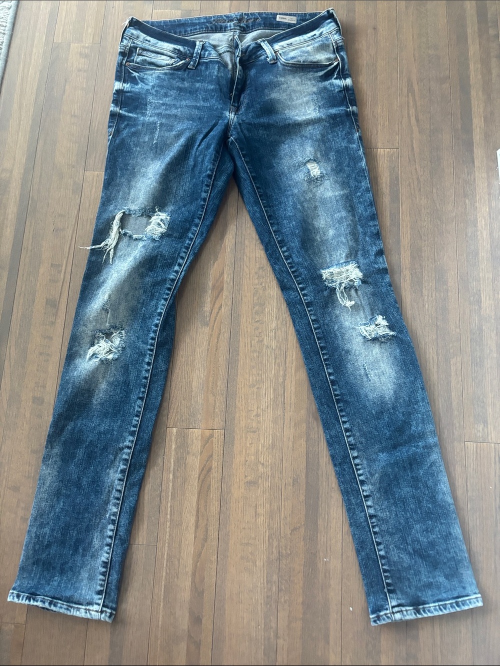 Mavi Women Distressed Low Rise Dark Blue Slim Straight Jeans